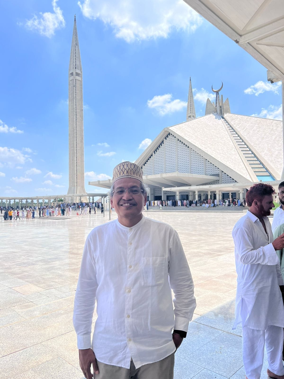 Gus Ulil Ngaji Ihya’ Ulumuddin: Kisah kedermawanan hingga dalam mimpi